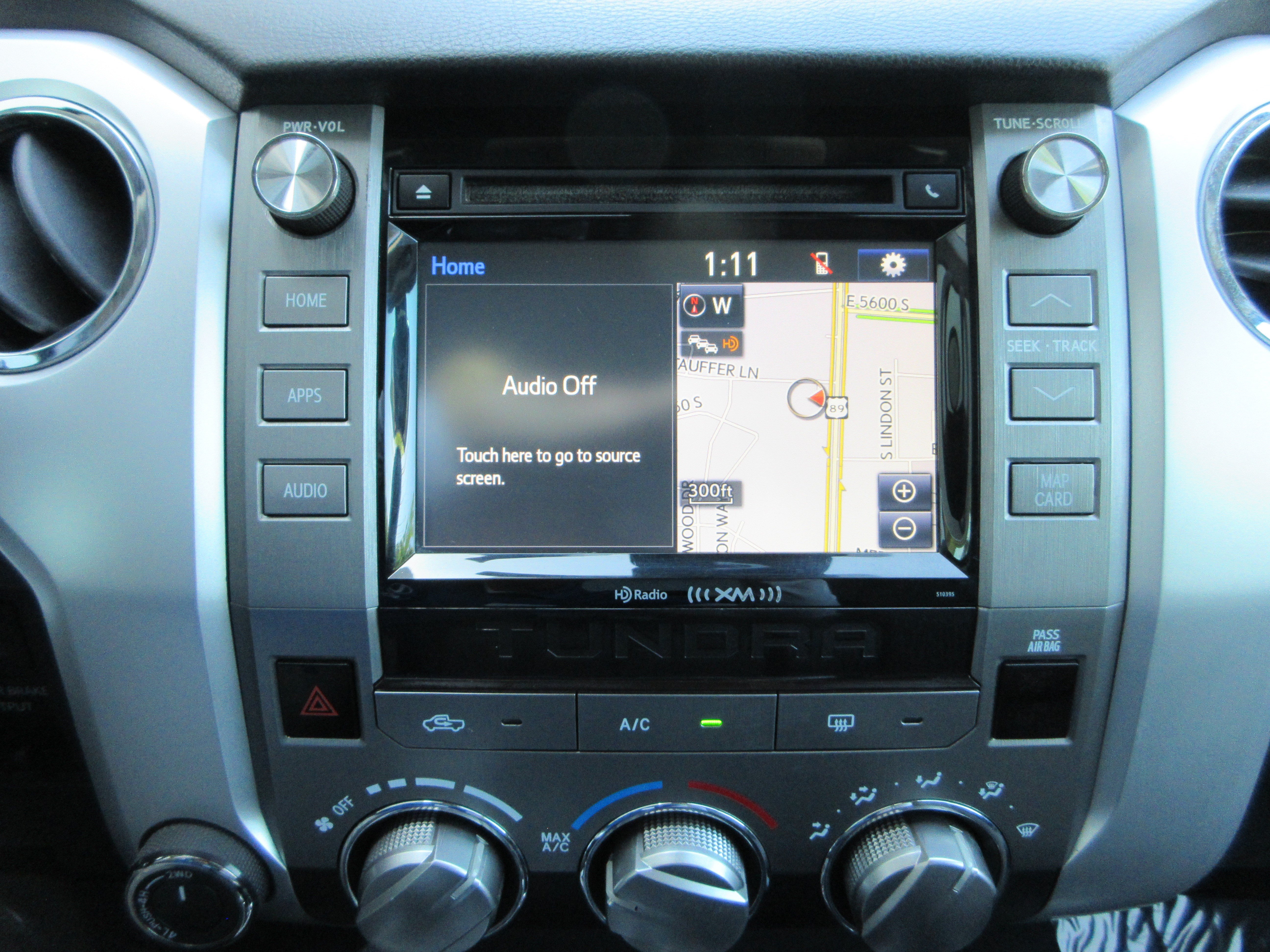 Used 2019 Midnight Black Metallic Toyota SR5 image 36