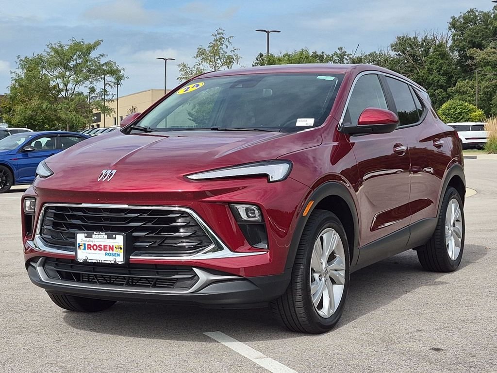 Used 2024 Red Buick Preferred image 3