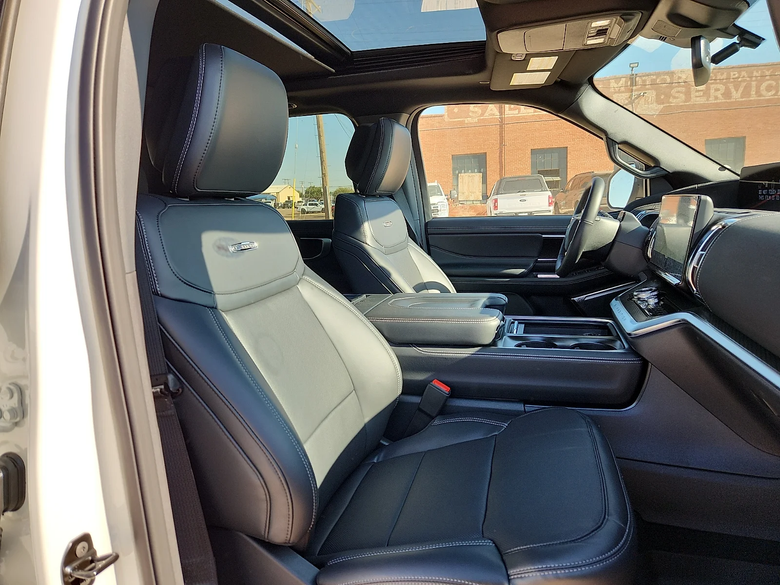 New 2026 White Metallic Ford Platinum image 20
