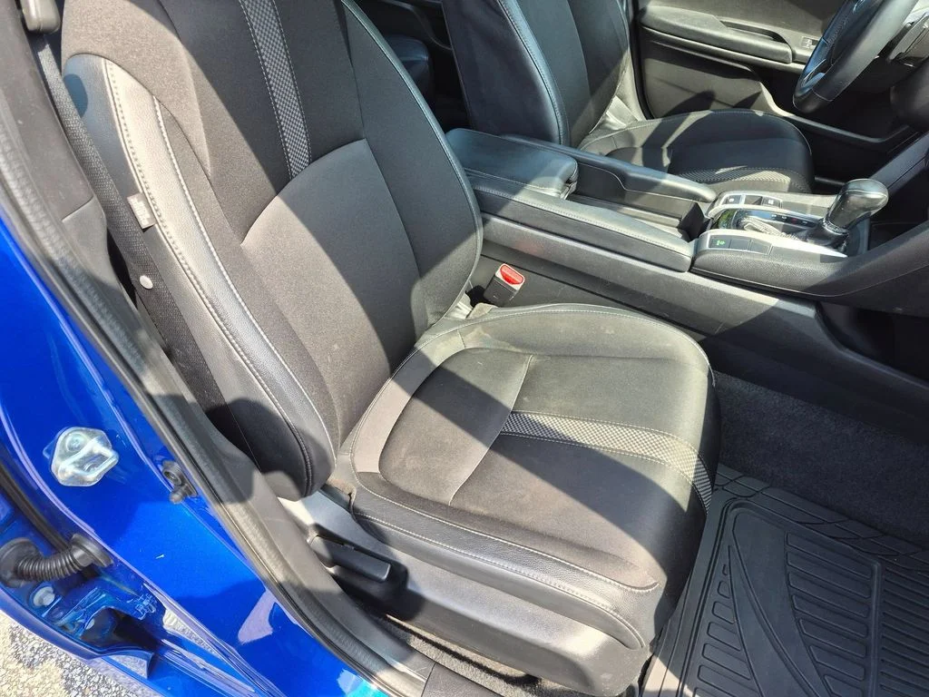 Used 2020  Honda Sport image 25