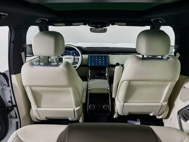 Certified Used 2023  Land Rover SE image 24