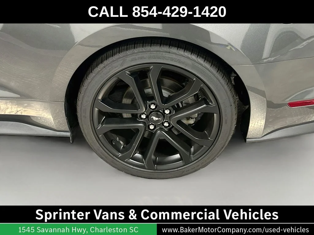 Used 2019 Magnetic Ford GT Premium image 32