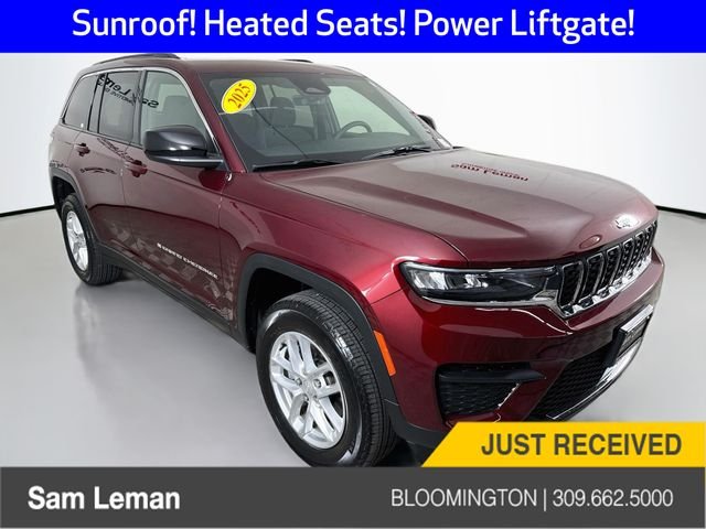 Used 2025 Red Jeep Laredo X image 1