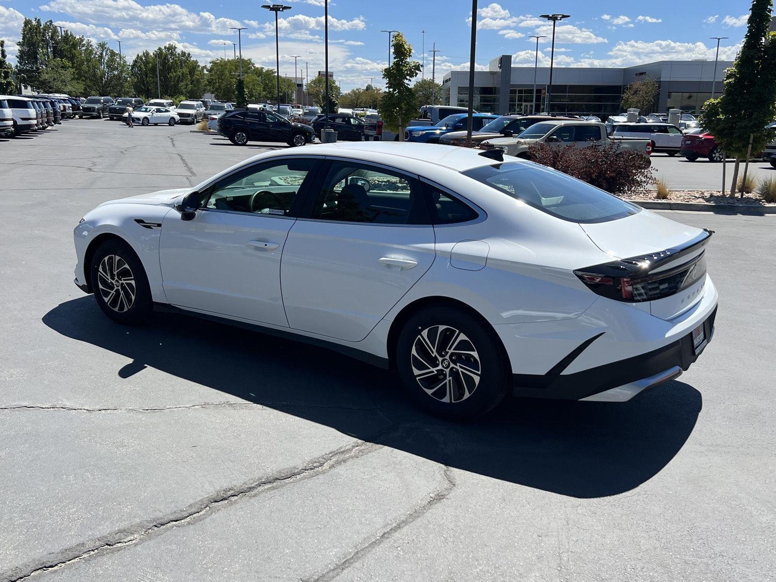 2026 Hyundai Sonata Hybrid Blue - Photo 11