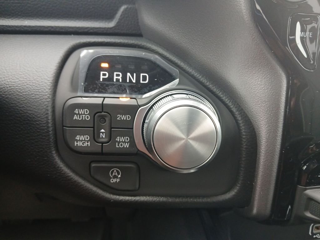 2026 RAM 1500 Laramie - Photo 21