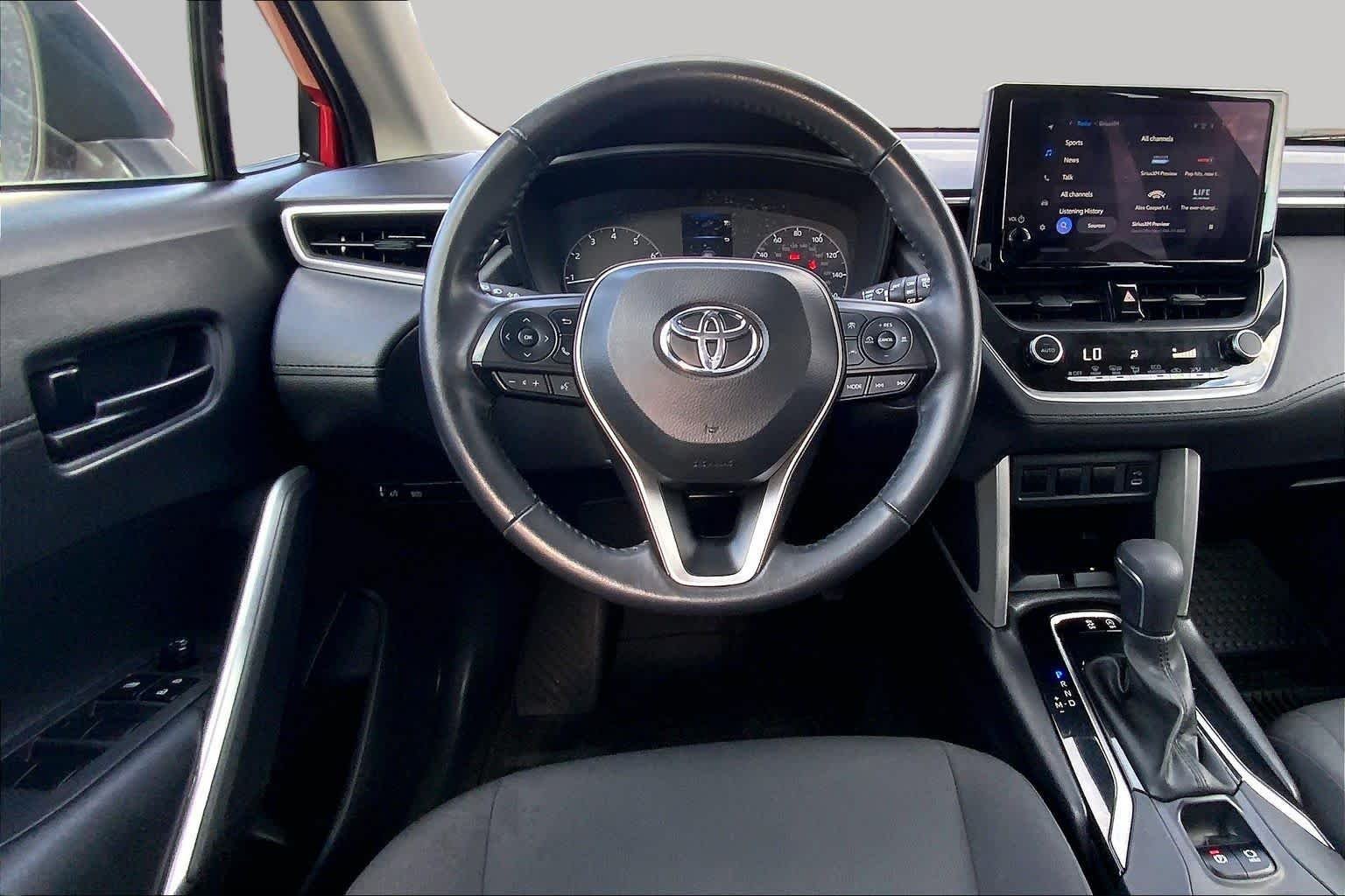 2024 Toyota Corolla Cross LE - Photo 6