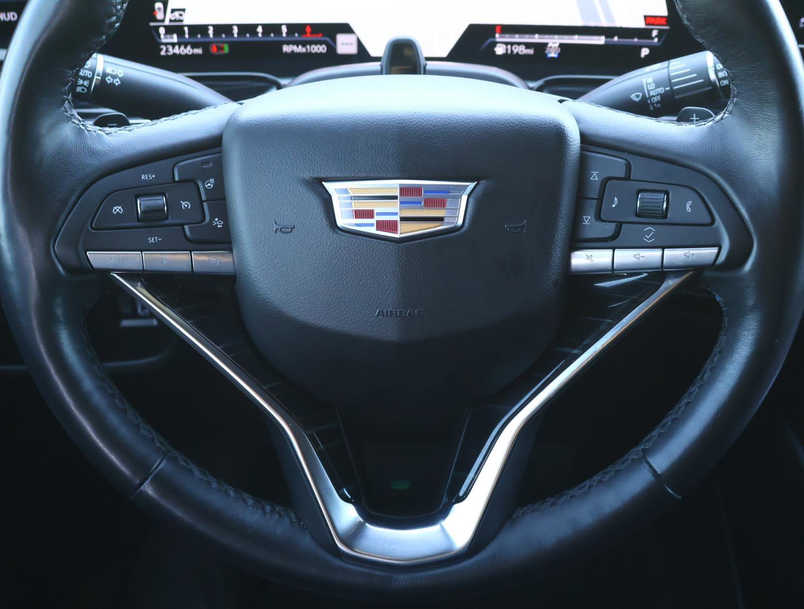 2024 Cadillac Escalade Sport - Photo 13
