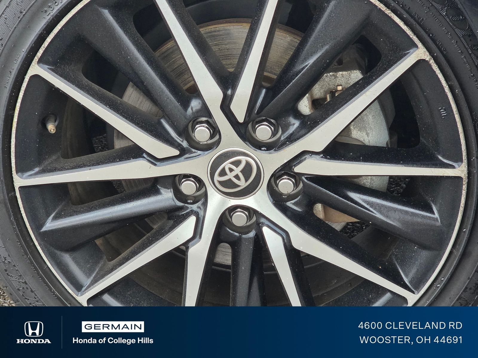 Used 2023 Midnight Black Metallic Toyota SE image 9