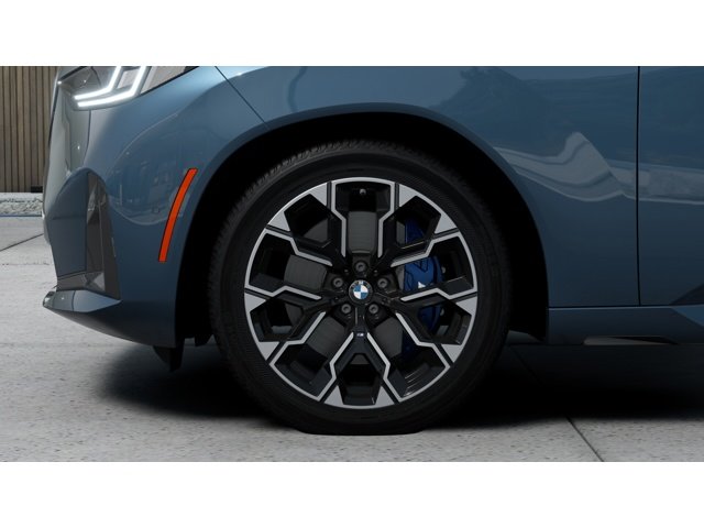 New 2026 Arctic Race Blue metallic BMW M50 xDrive image 7