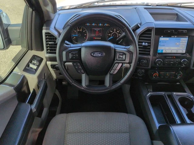 Used 2017 Oxford White Ford XLT image 16