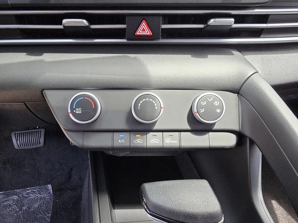 New 2026 Gray Hyundai SE image 20