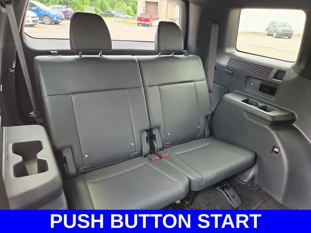 Used 2025 Gray Hyundai Calligraphy image 15