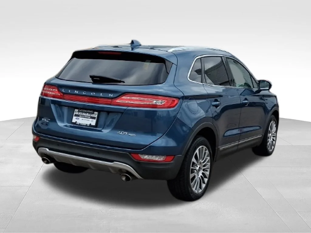 Used 2018 Diamond Lincoln Reserve image 7