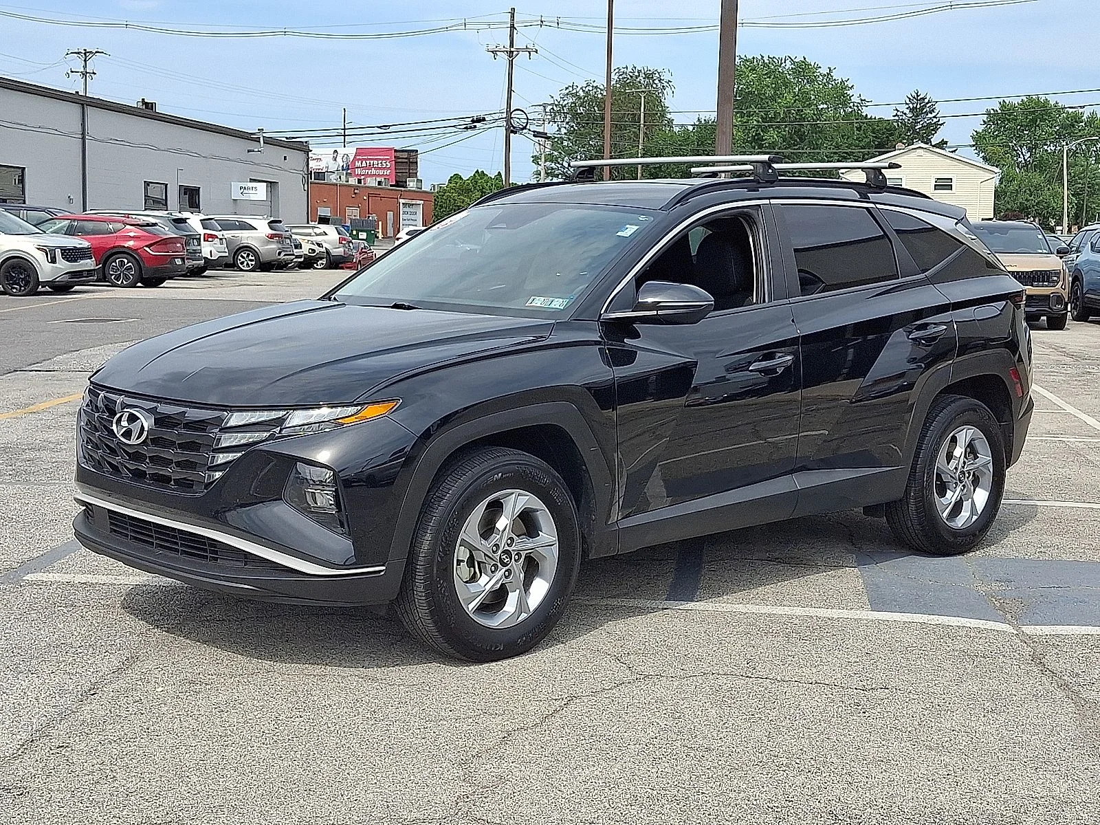 Used 2023 Black Hyundai SEL image 3