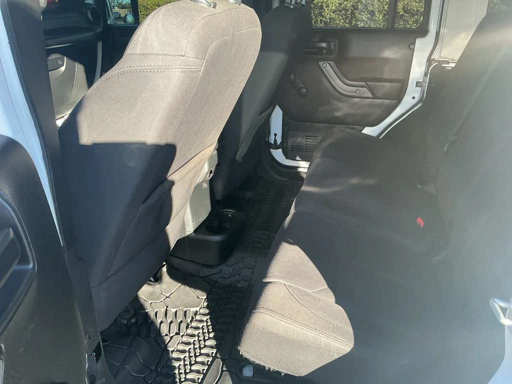Used 2017 Bright White Clearcoat Jeep Sport image 16