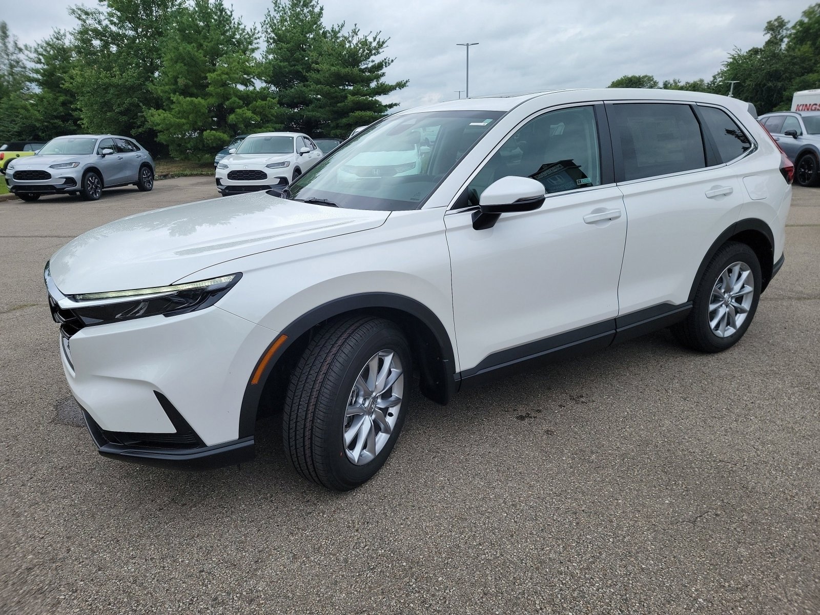 New 2026 Platinum White Pearl Honda EX image 3