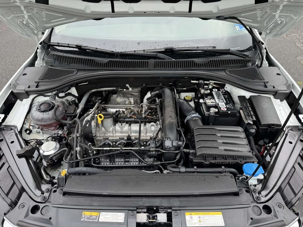 2021 Volkswagen Jetta SE - Photo 13