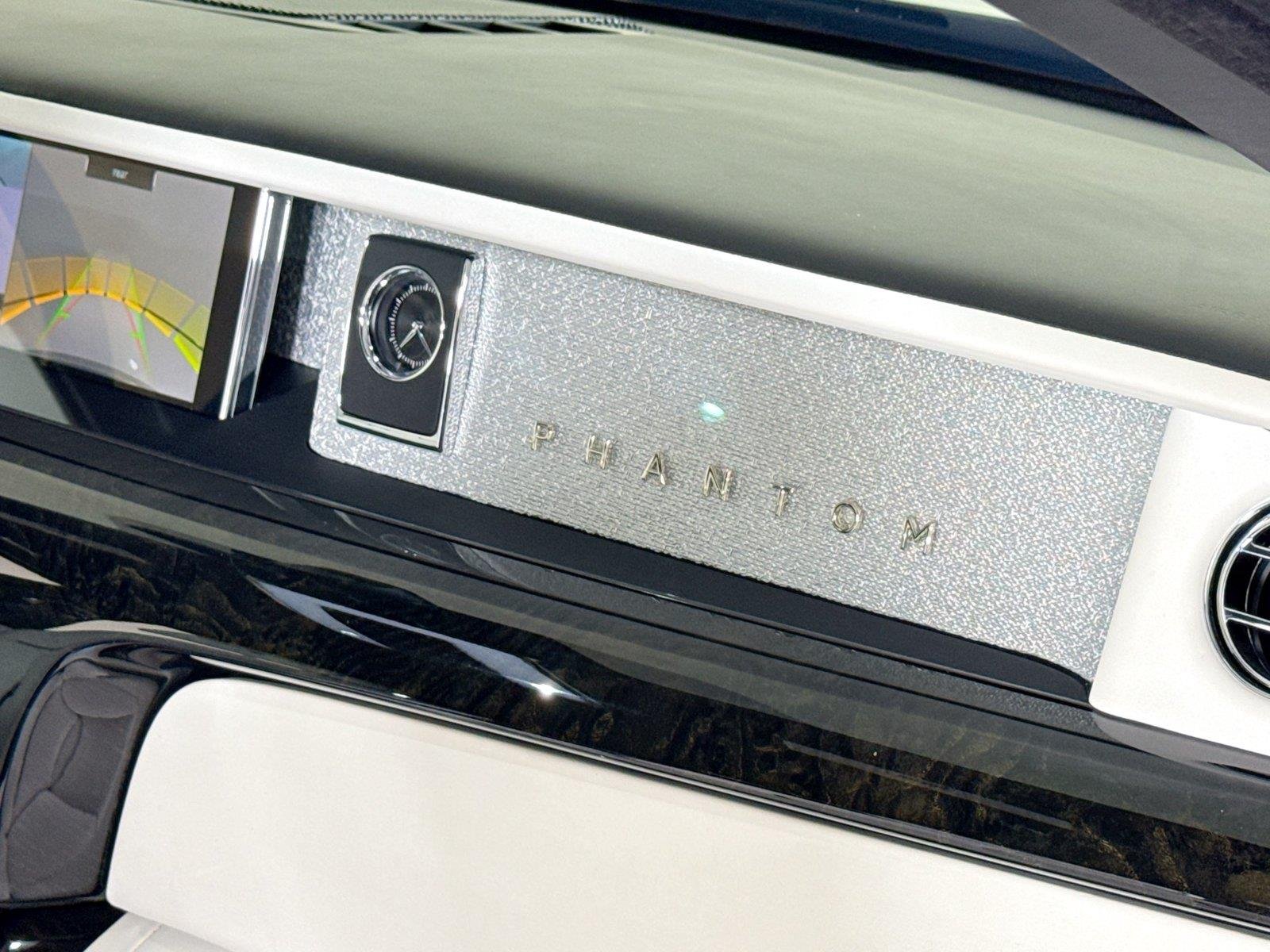 Used 2023 Jubilee Silver Rolls-Royce  image 42