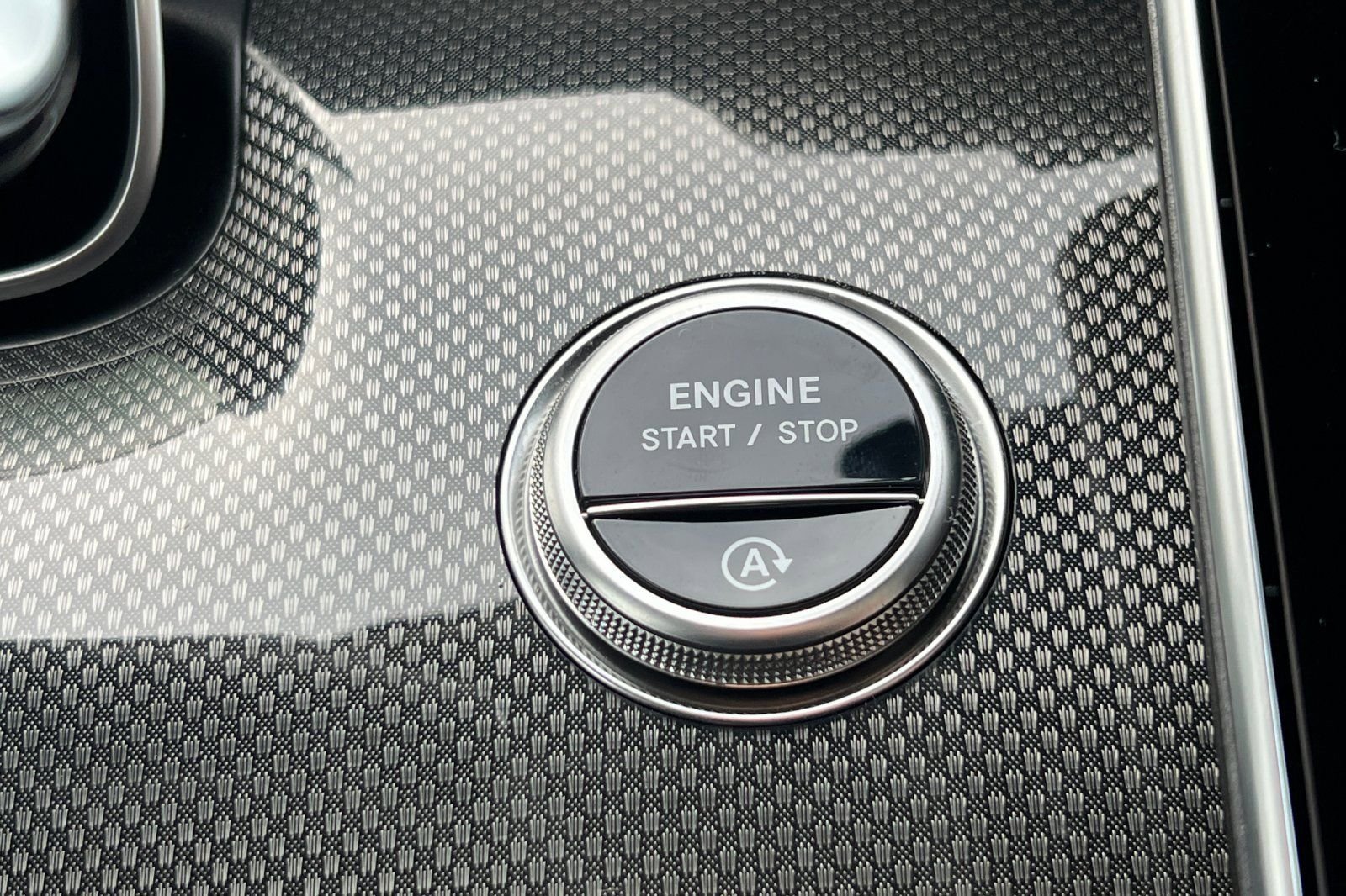 New 2026 Polar White Mercedes-Benz C 300 image 23