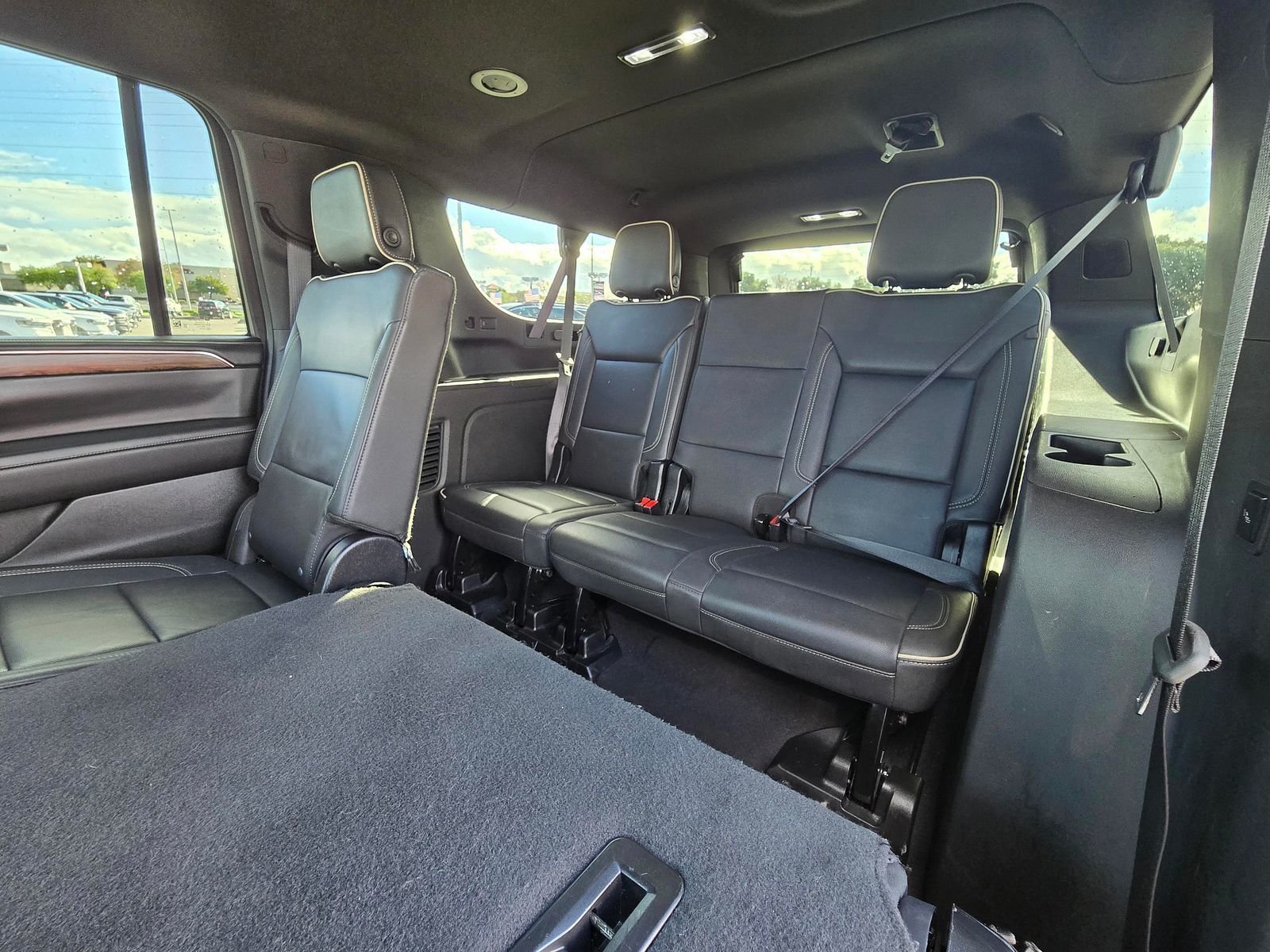 2024 Chevrolet Suburban Premier - Photo 7