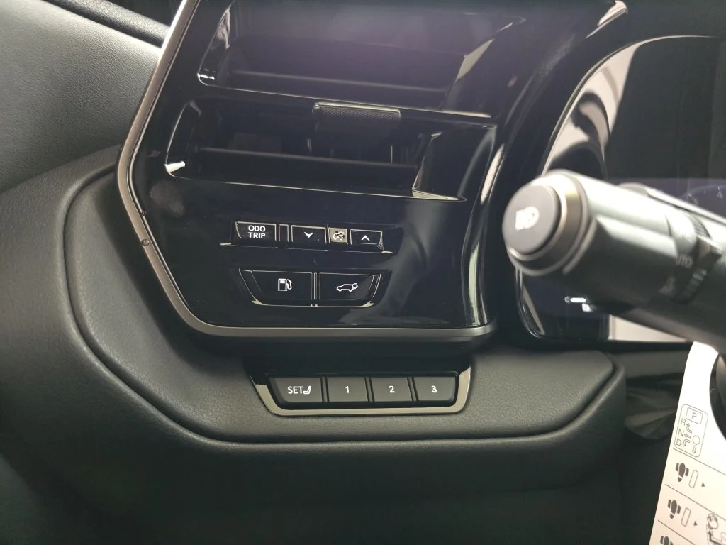 New 2026 Wind Chill Pearl Lexus PREMIUM AWD image 24
