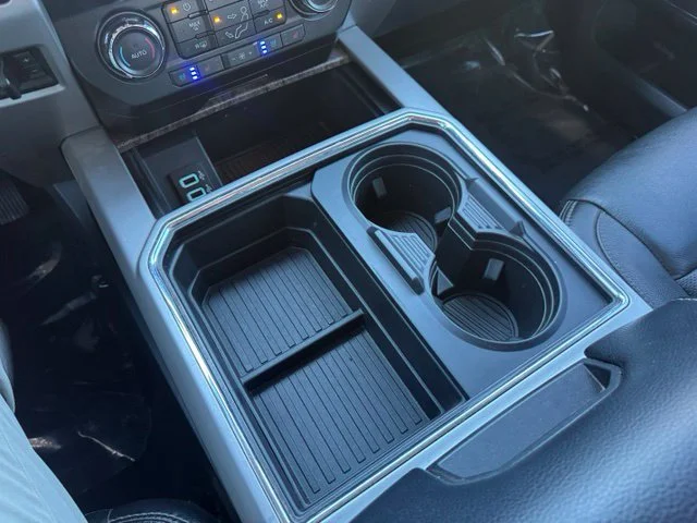 Used 2019 Silver Ford Lariat image 31