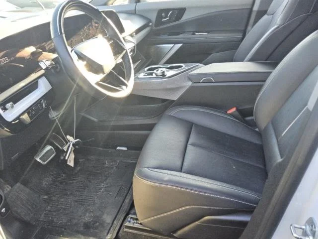 Used 2025 White Cadillac Luxury 2 image 3
