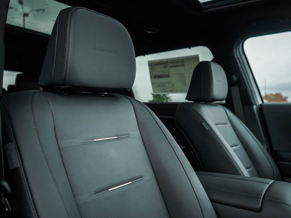 New 2026 Ecotronic Gray Pearl Hyundai Calligraphy AWD image 12