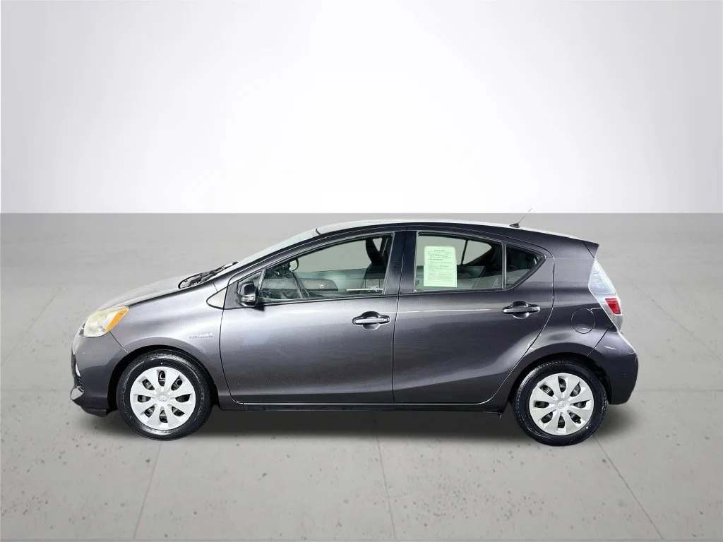 Used 2013 Gray Toyota Two image 9