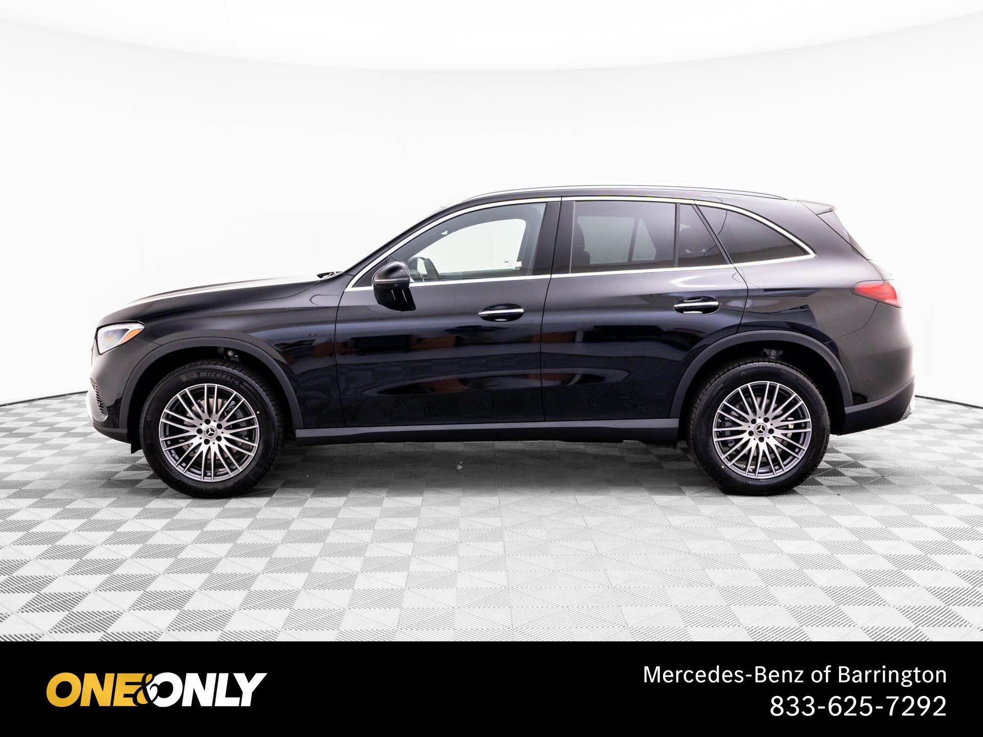 New 2026 Black Mercedes-Benz GLC 300 image 42