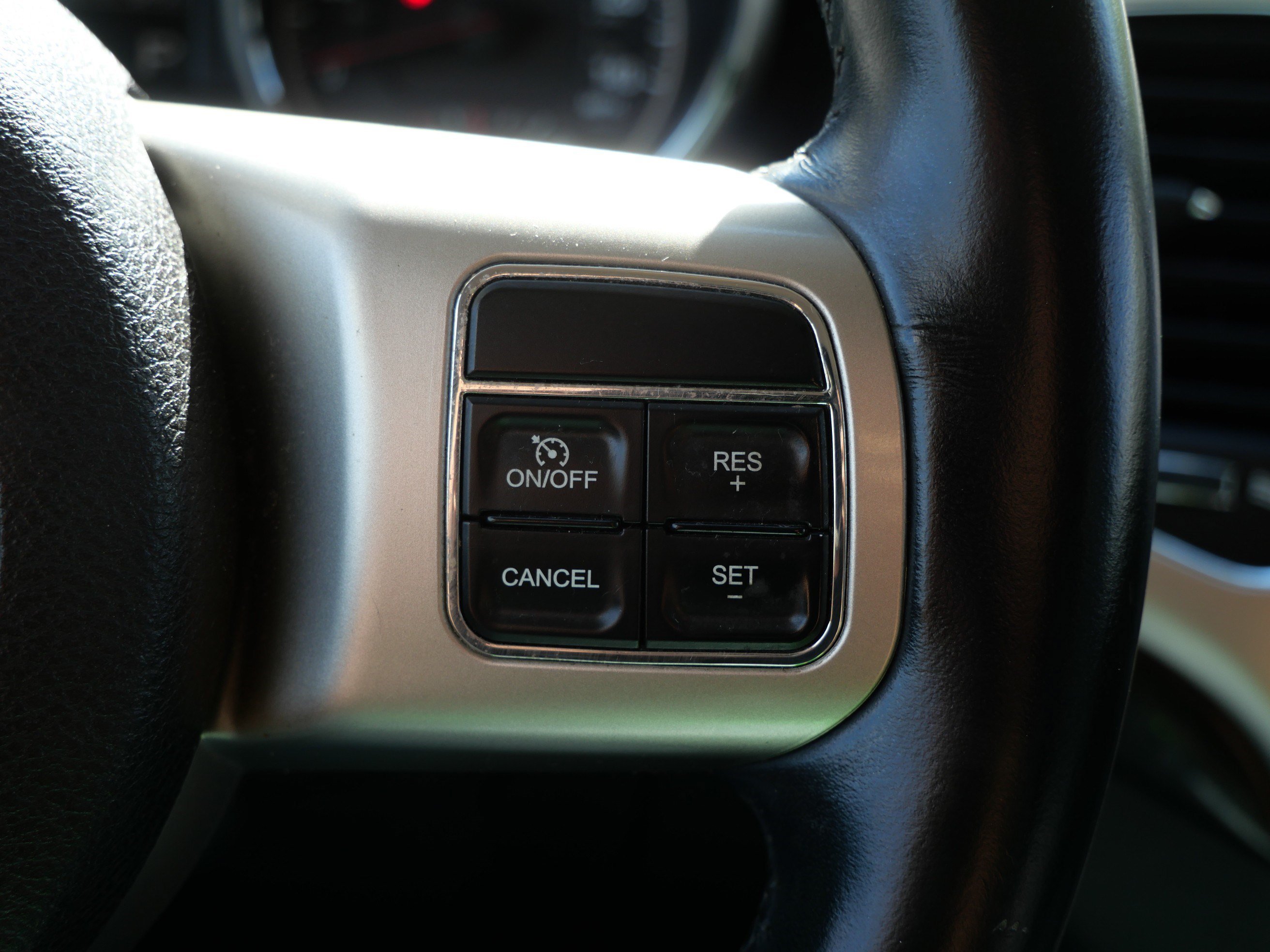 Used 2011 Brilliant Black Crystal Pearl Jeep Laredo image 29