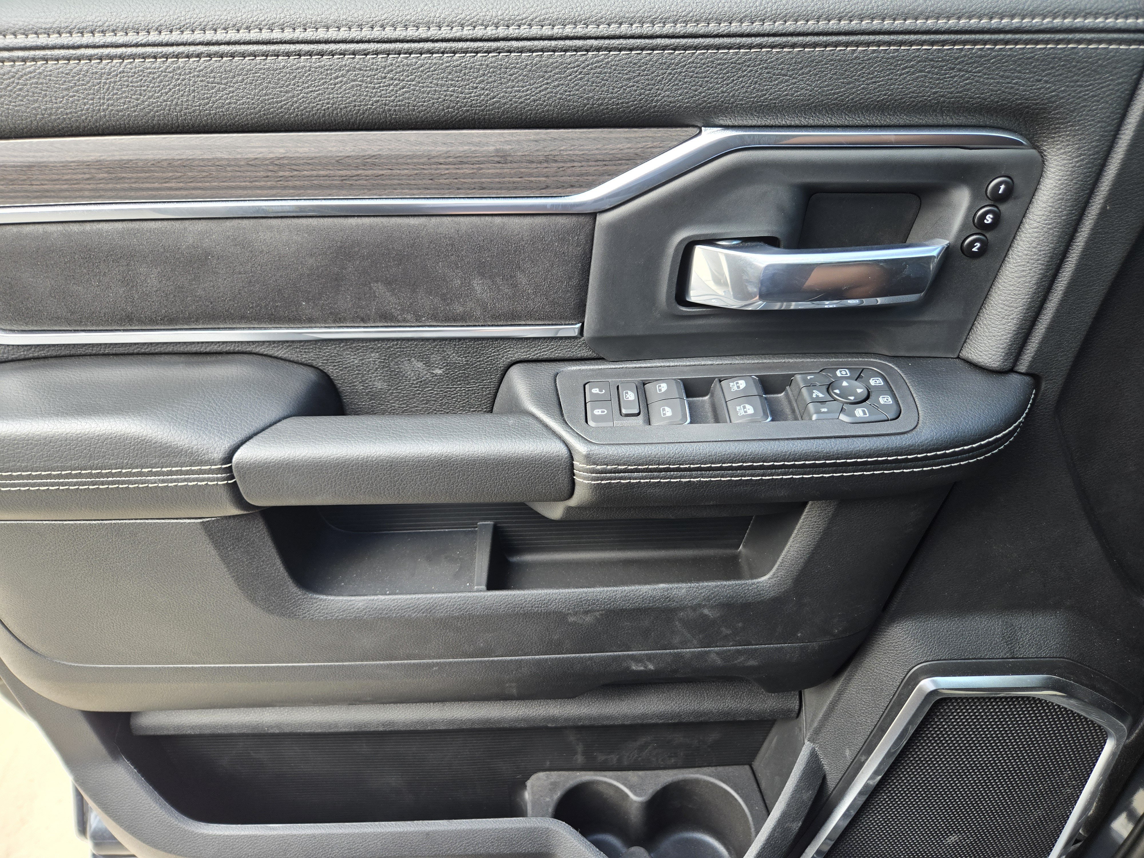 New 2026 Forged Blue Metallic Exterior Paint RAM Laramie image 19