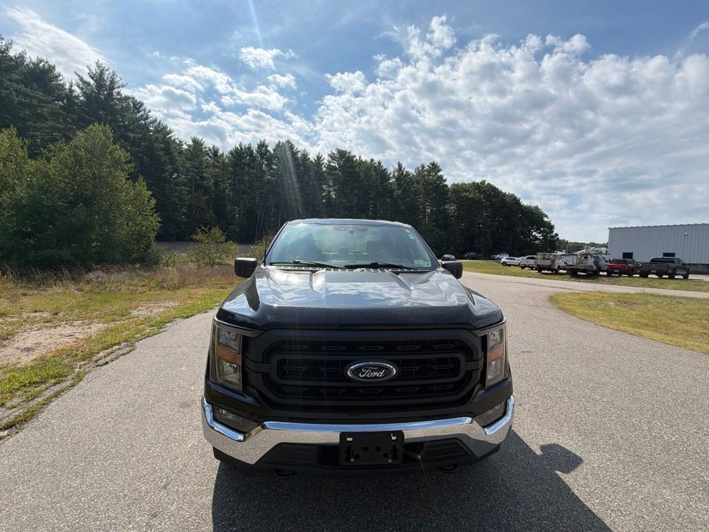 Used 2023 Black Metallic Ford XL image 2