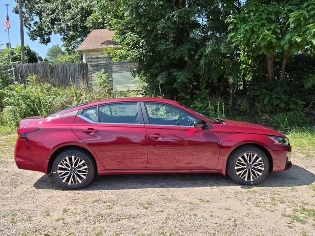 New 2026 Scarlet Ember Tintcoat Nissan SV image 2