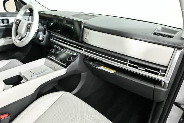 New 2026 Phantom Black Hyundai SEL FWD image 50