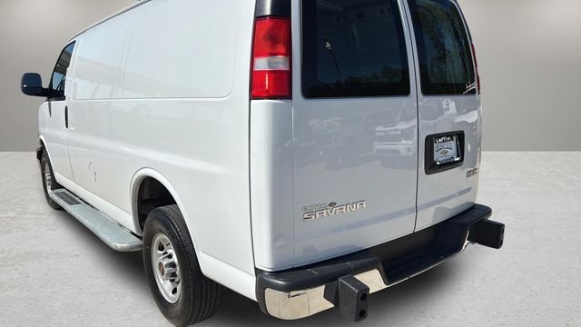 Used 2024 White GMC Work Van image 37