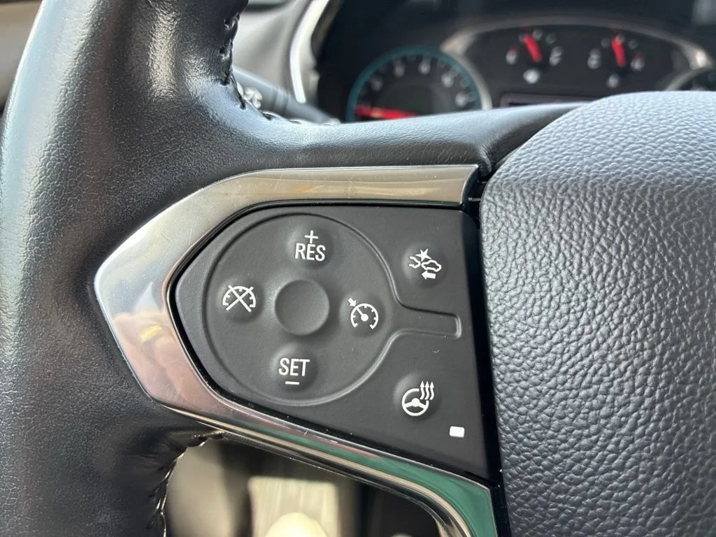 Used 2019 IRIDESCENT PEARL TRICOAT Chevrolet Premier image 14