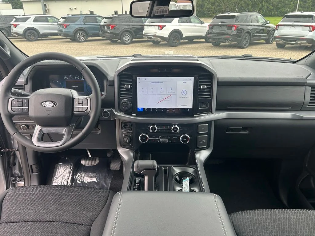 New 2026 Iconic Silver Metallic Ford XLT image 13