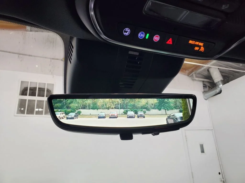 2026 GMC Acadia Denali - Photo 25