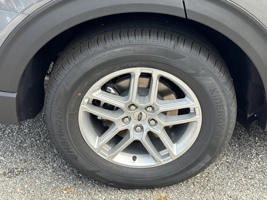 New 2026 Gray Ford Active image 17