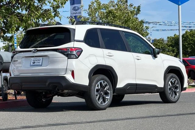New 2026 CRYSTAL WHITE PEARL Subaru Premium image 4