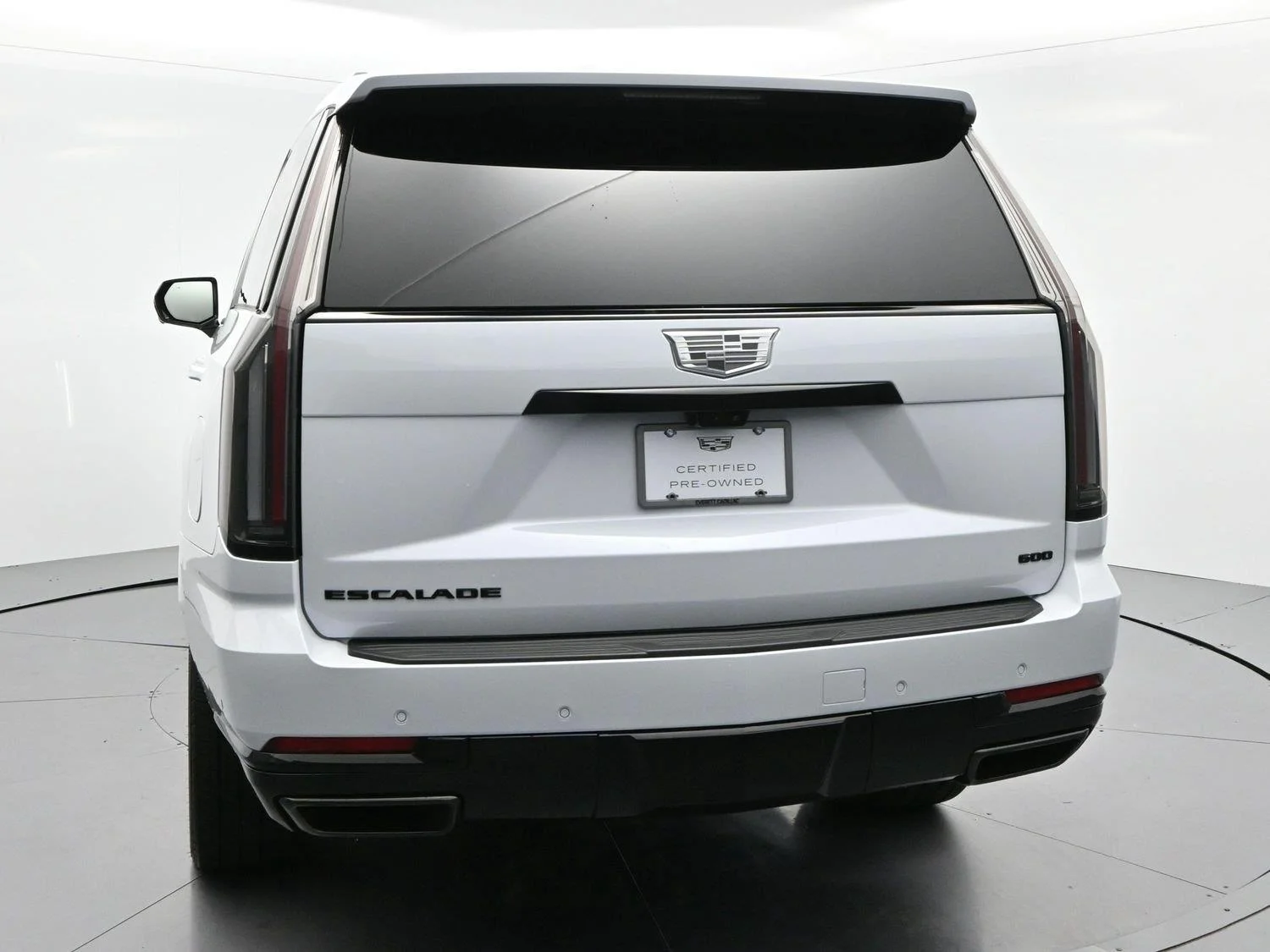 Used 2026 Vibrant White Tricoat Cadillac Platinum Sport image 6
