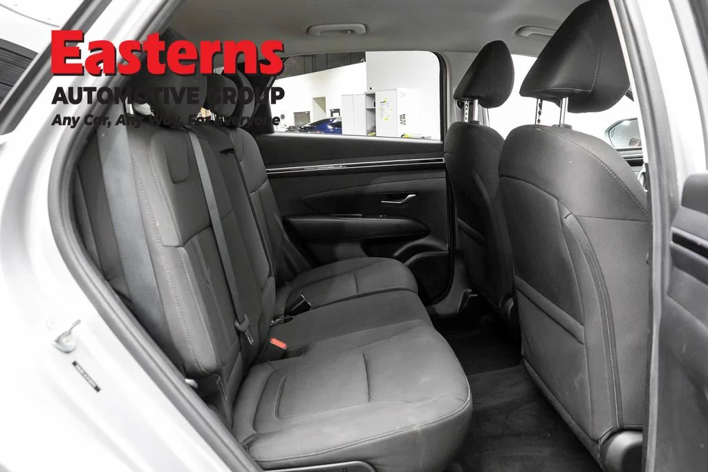 Used 2023 Silver Hyundai SEL image 25
