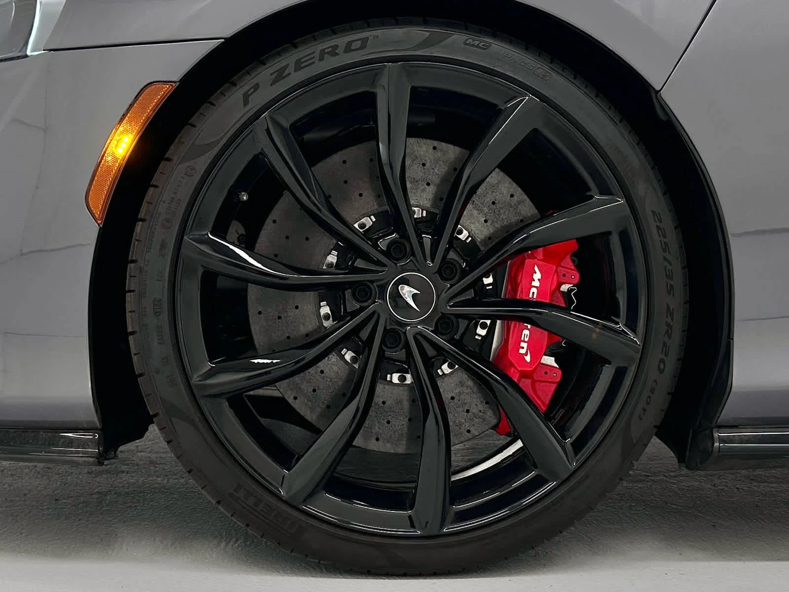 Used 2025 Anthracite McLaren  image 9