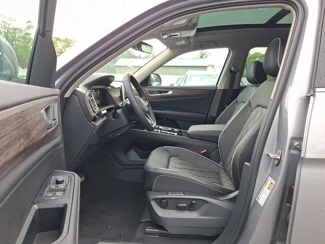 New 2025 Silver Volkswagen 2.0T SEL Premium R-Line image 9