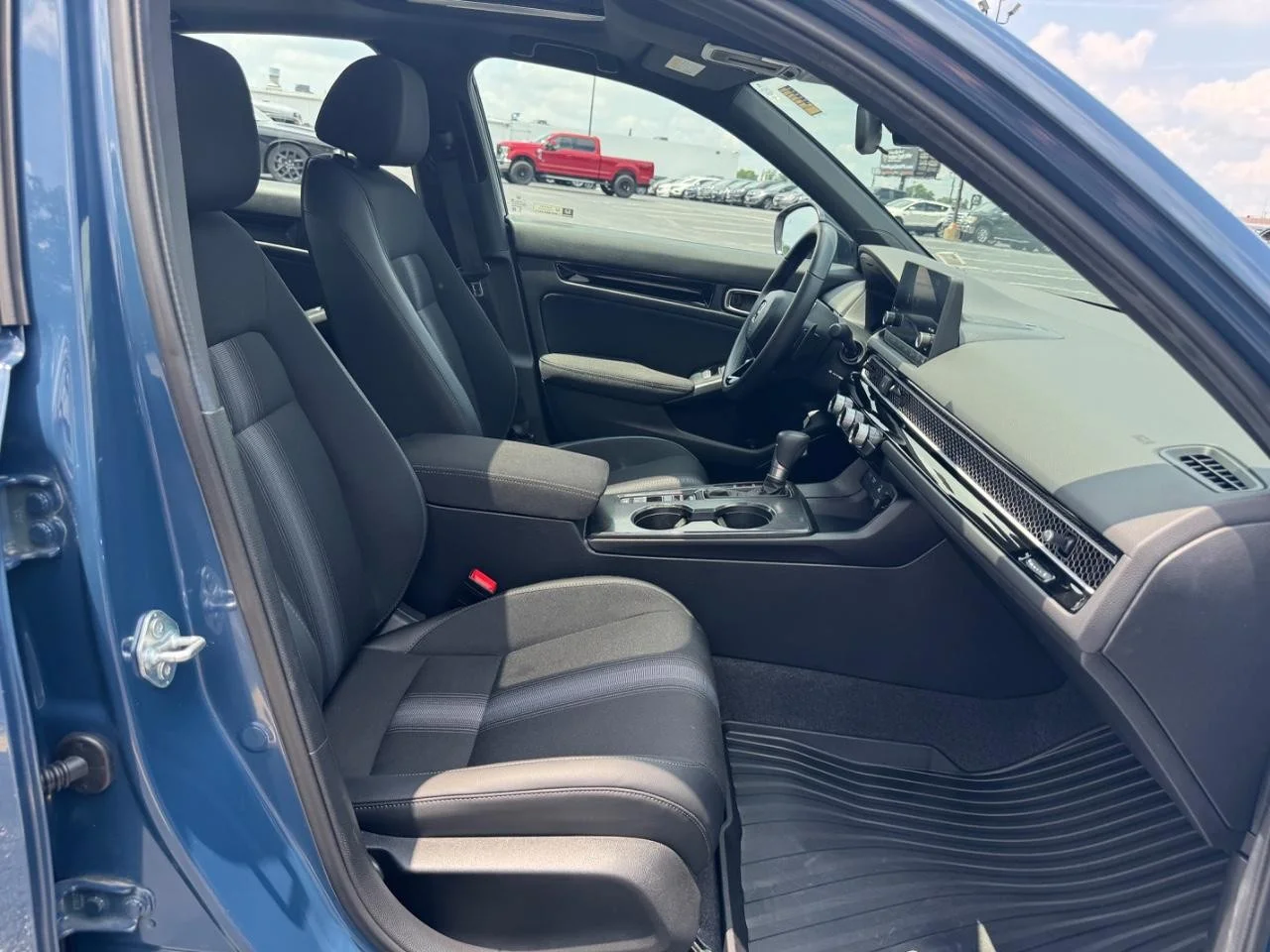 2026 Honda Civic Sport - Photo 17