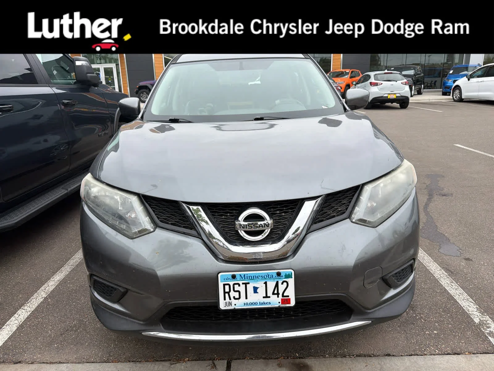 2016 Nissan Rogue S FWD's photo
