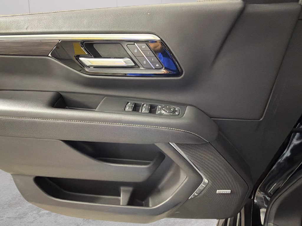 Certified Used 2025 Black Chevrolet Premier image 25