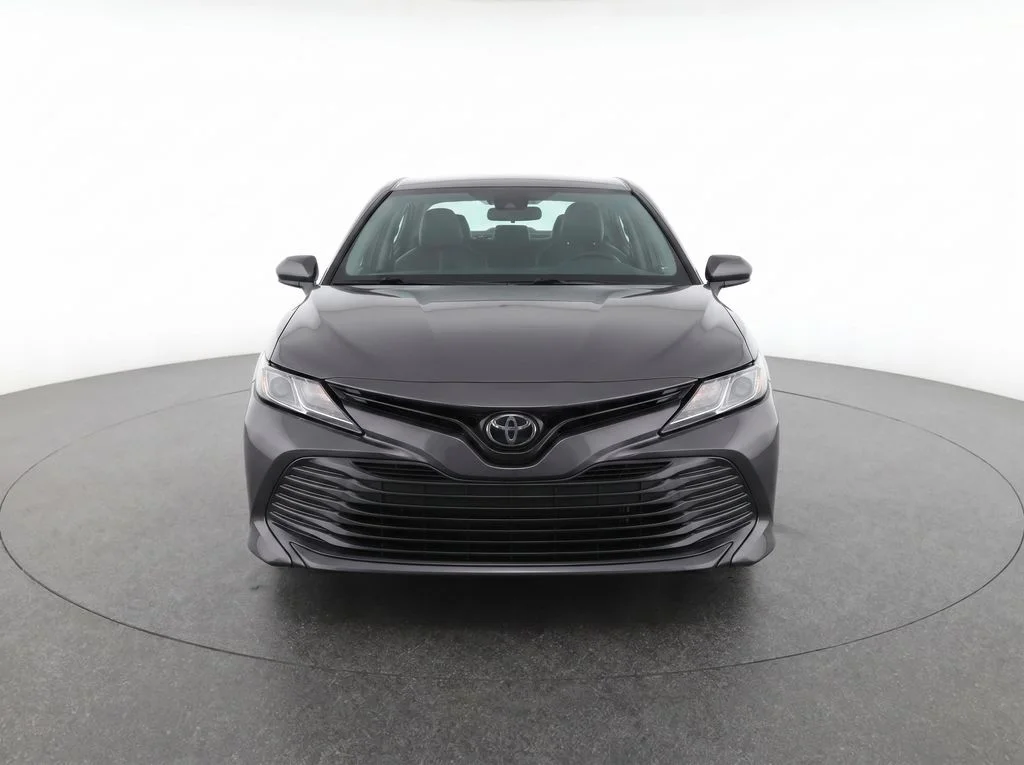Certified Used 2018 Gray Toyota LE image 5