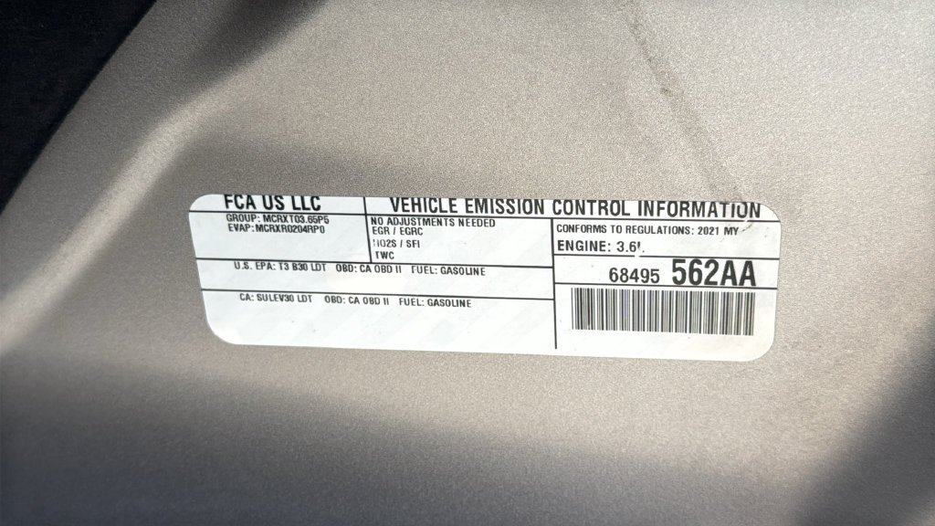Used 2021 Silver Jeep High Altitude image 10